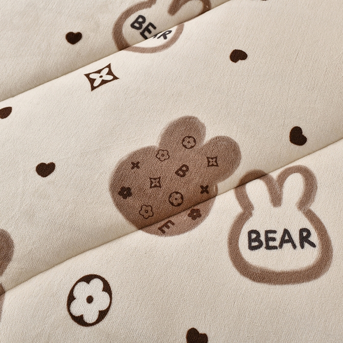 91家纺网 家纺一手货源 找家纺 梦初语 2023新款A类双面牛奶绒豆豆被冬被芯被子春秋被 路易兔