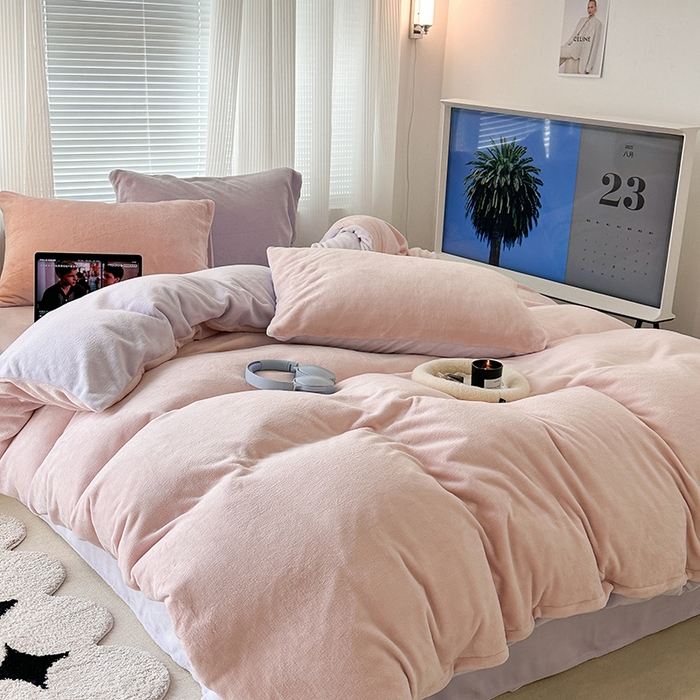 91家纺网 家纺一手货源 找家纺 昔可家纺 2023新款奶油纯色系列双拼牛奶绒四件套 奶油粉