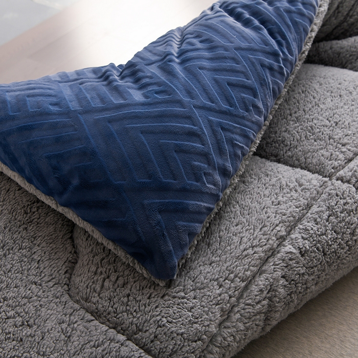 91家纺网 家纺一手货源 找家纺 金灵居 2025新款6D雕花绒冬被纯色牛奶绒宝宝绒被子被芯春秋被 宾利蓝