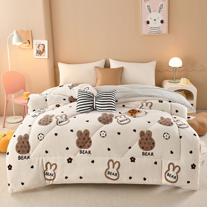 91家纺网 家纺一手货源 找家纺 梦初语 2023新款A类双面牛奶绒豆豆被冬被芯被子春秋被 路易兔