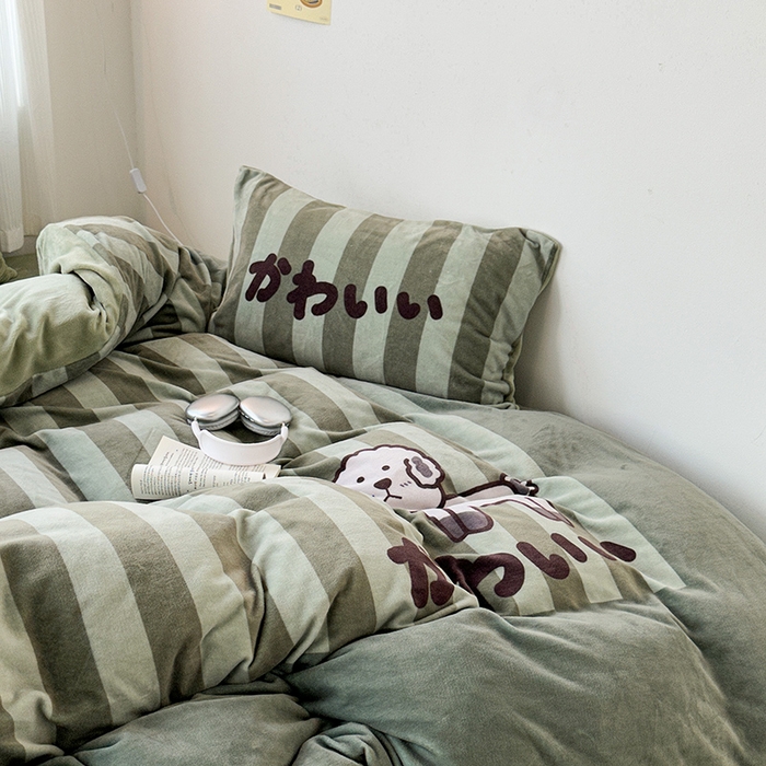 91家纺网 家纺一手货源 找家纺 昔可家纺 2023新款大版数码印花保暖牛奶绒四件套 羊咩咩