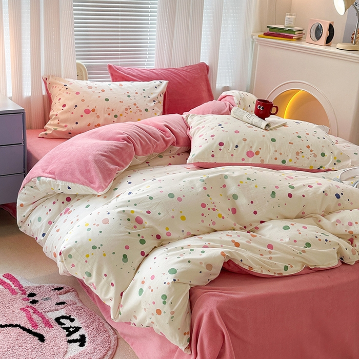 91家纺网 家纺一手货源 找家纺 昔可家纺 2023新款y2k卡通印花系列棉加绒四件套 彩色泼墨