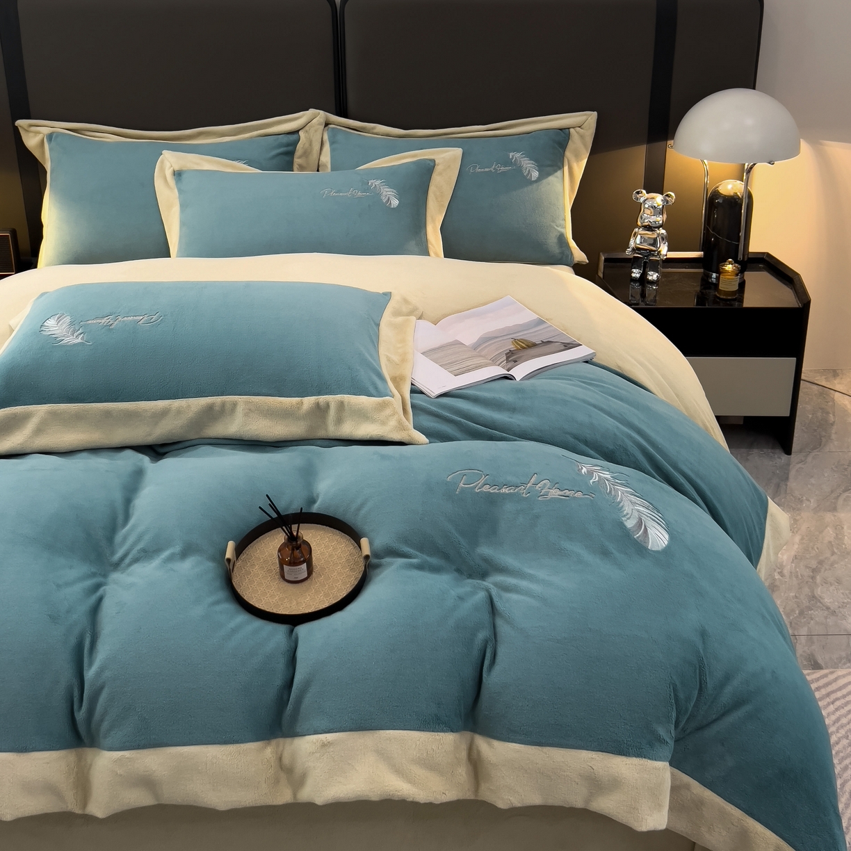 91家纺网 家纺一手货源 找家纺 露梦 2025新款加厚保暖牛奶绒刺绣款四件套-轻羽（风格一） 轻羽-青霜绿