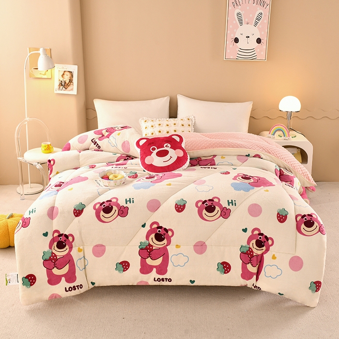 91家纺网 家纺一手货源 找家纺 梦初语 2023新款A类双面牛奶绒豆豆被冬被芯被子春秋被 草莓小熊