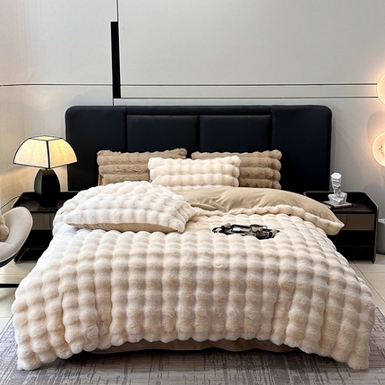 91家纺网 家纺一手货源 找家纺 （汇总）宜代光年 2023新款A版渐变色兔毛绒B版牛奶绒兔兔绒四件套