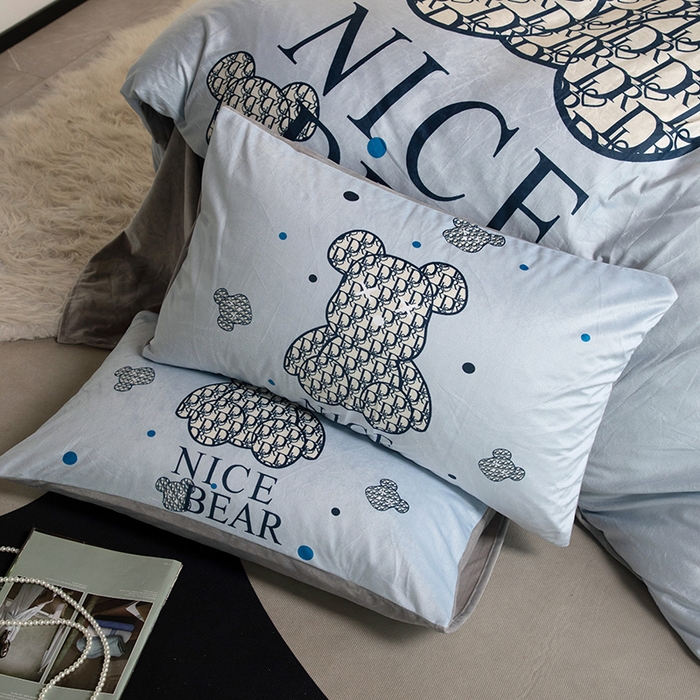 91家纺网 家纺一手货源 找家纺 摩卡 2024新款秋冬新品网红款婴儿绒毛四件套 萌迪