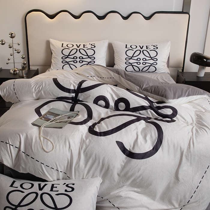 91家纺网 家纺一手货源 找家纺 摩卡 2024新款秋冬新品网红款婴儿绒毛四件套 至爱白