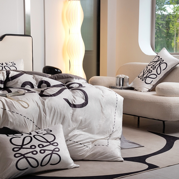 91家纺网 家纺一手货源 找家纺 摩卡 2024新款秋冬新品网红款婴儿绒毛四件套 至爱白