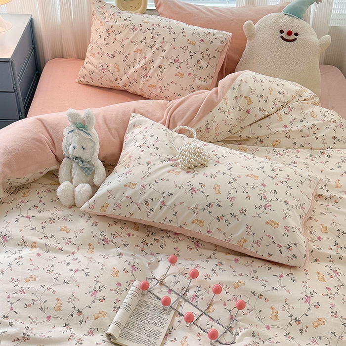 91家纺网 家纺一手货源 找家纺 昔可家纺 2023新款y2k卡通印花系列棉加绒四件套 茉莉兔