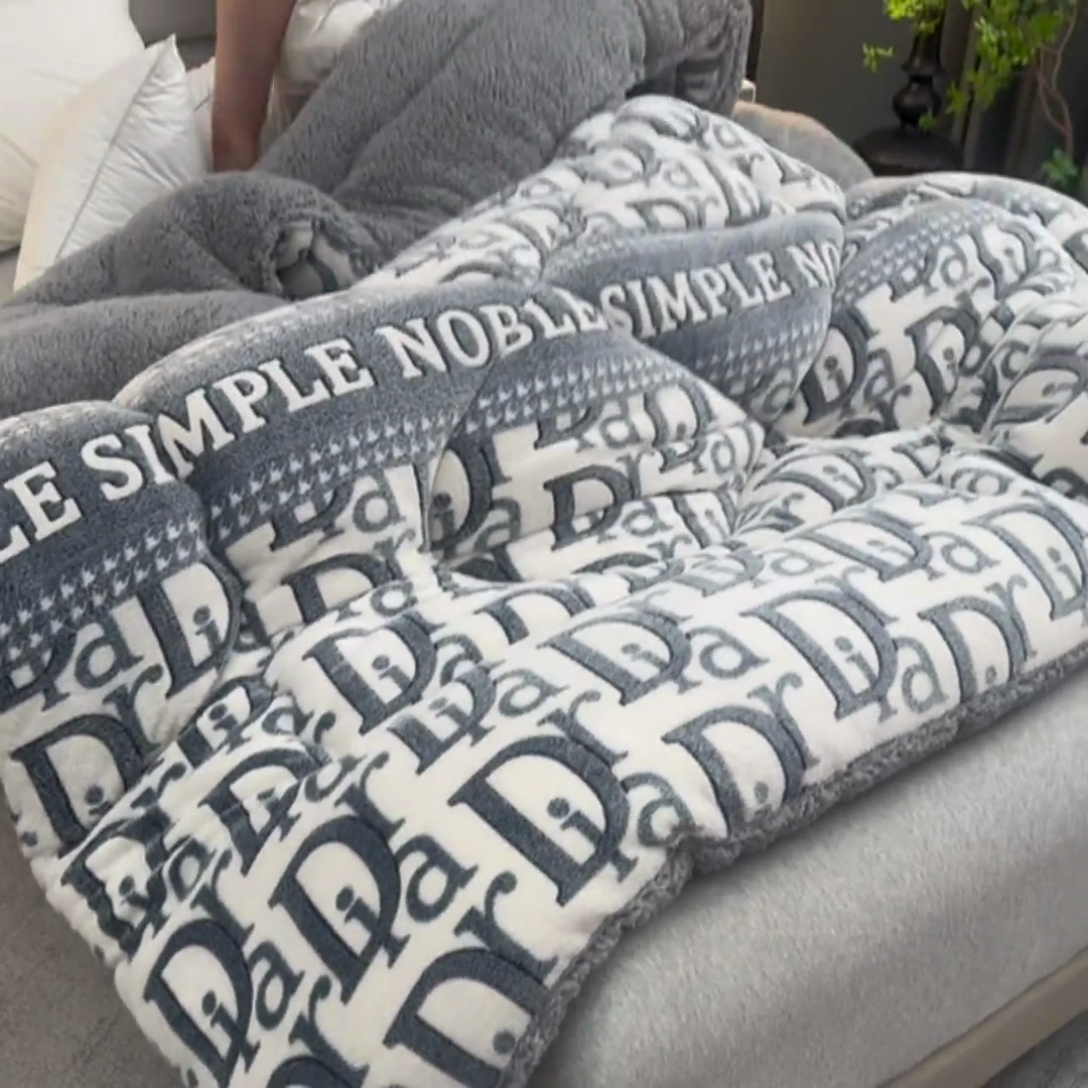 91家纺网 家纺一手货源 找家纺 金灵居 2025新款雪花绒羊羔绒冬被子被芯春秋被 D时代