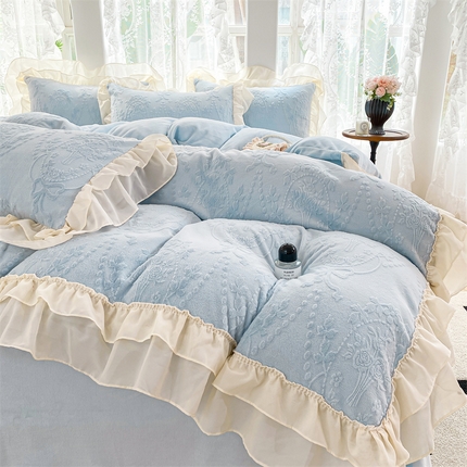 91家纺网 家纺一手货源 找家纺 总大米家居2024新款法式小香风双层边230克雕花绒蔷薇花语系列四件套