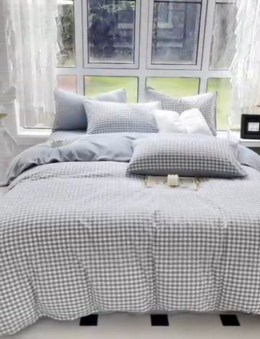 91家纺网 家纺一手货源 找家纺 柠萌家居 2023新款全棉色织水洗棉加牛奶绒四件套全棉拼牛奶绒 棉+绒-浅蓝小格