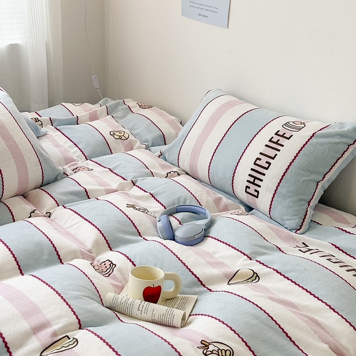 91家纺网 家纺一手货源 找家纺 昔可家纺 2023新款大版数码印花保暖牛奶绒四件套 美食派对