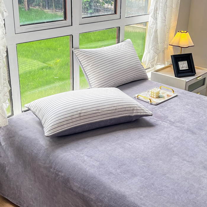 91家纺网 家纺一手货源 找家纺 柠萌家居 2023新款全棉色织水洗棉加牛奶绒四件套全棉拼牛奶绒 棉+绒-白细条