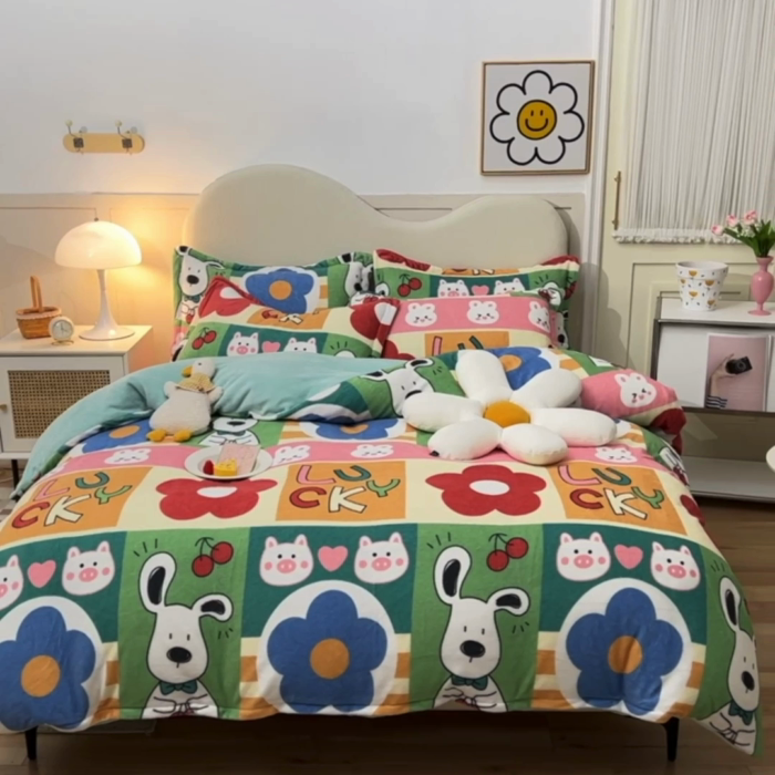 91家纺网 家纺一手货源 找家纺 甜之梦家纺 2025新款印花牛奶绒单品四件套 萌宠跳跳