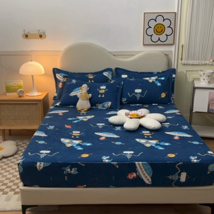91家纺网 家纺一手货源 找家纺 甜之梦2025新款印花牛奶绒单品床笠可定制任何尺寸（可接异型缺角） 太空机器人北卡蓝