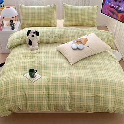 （总）桃子家居 2023新款ins简约时尚奶油格子北欧极简加厚牛奶绒四件套
