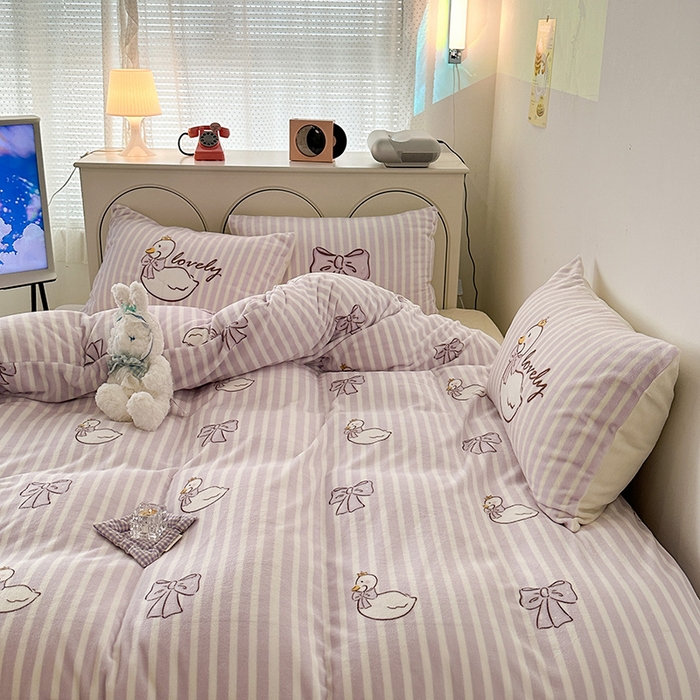 91家纺网 家纺一手货源 找家纺 （总）昔可家纺 2023新款大版印花枕套牛奶绒系列四件套