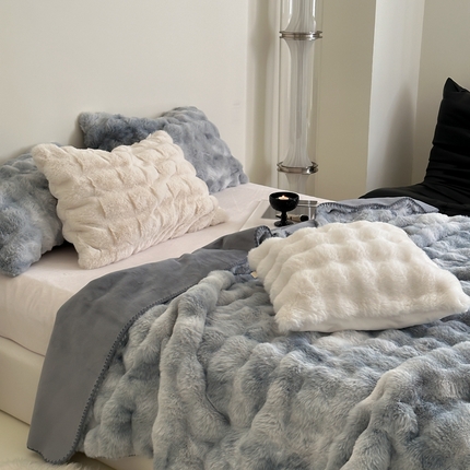 91家纺网 家纺一手货源 找家纺 云上 2023新款云上毛毯毯-托斯卡纳大泡泡 托斯卡纳-云雾蓝