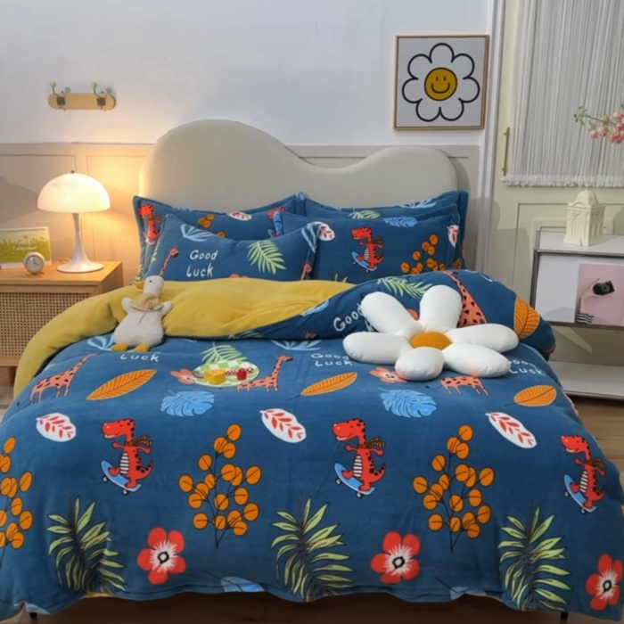 91家纺网 家纺一手货源 找家纺 甜之梦家纺 2025新款印花牛奶绒单品四件套 动物乐园