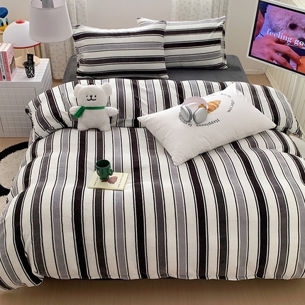 91家纺网 家纺一手货源 找家纺 （总）桃子家居 2023新款ins简约时尚奶油格子北欧极简加厚牛奶绒四件套