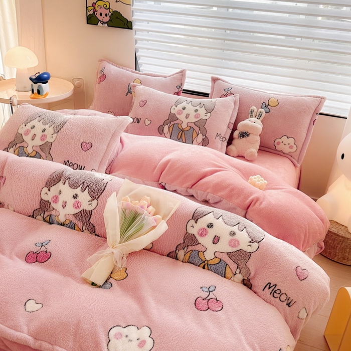 91家纺网 家纺一手货源 找家纺 美莱 2023爆款雪花绒四件套法莱绒牛奶绒被套量大价格优惠 快乐女孩