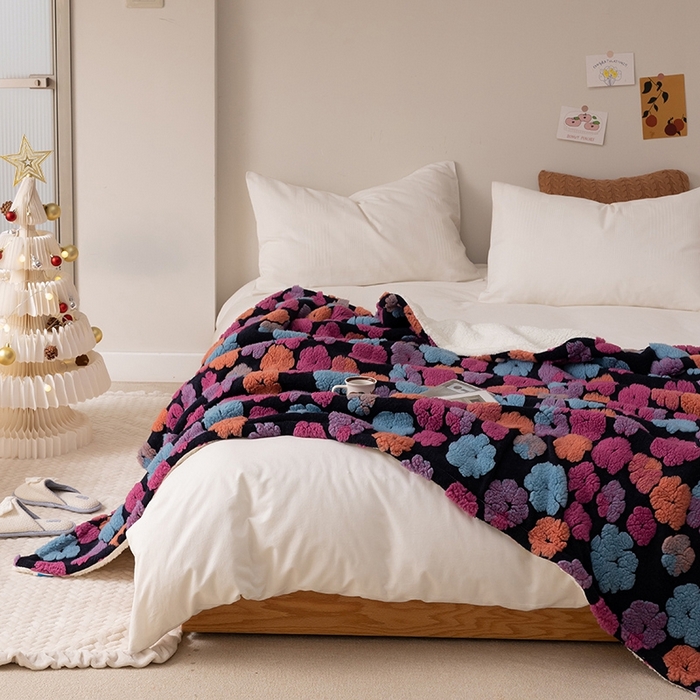 91家纺网 家纺一手货源 找家纺 萝莉家纺 2023新款韩国订货热销款羊毛绒毯 提花紫色