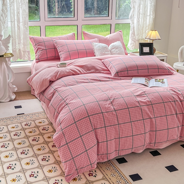 91家纺网 家纺一手货源 找家纺 柠萌家居 2023新款全棉色织水洗棉加牛奶绒四件套全棉拼牛奶绒 棉+绒-瓦尔粉