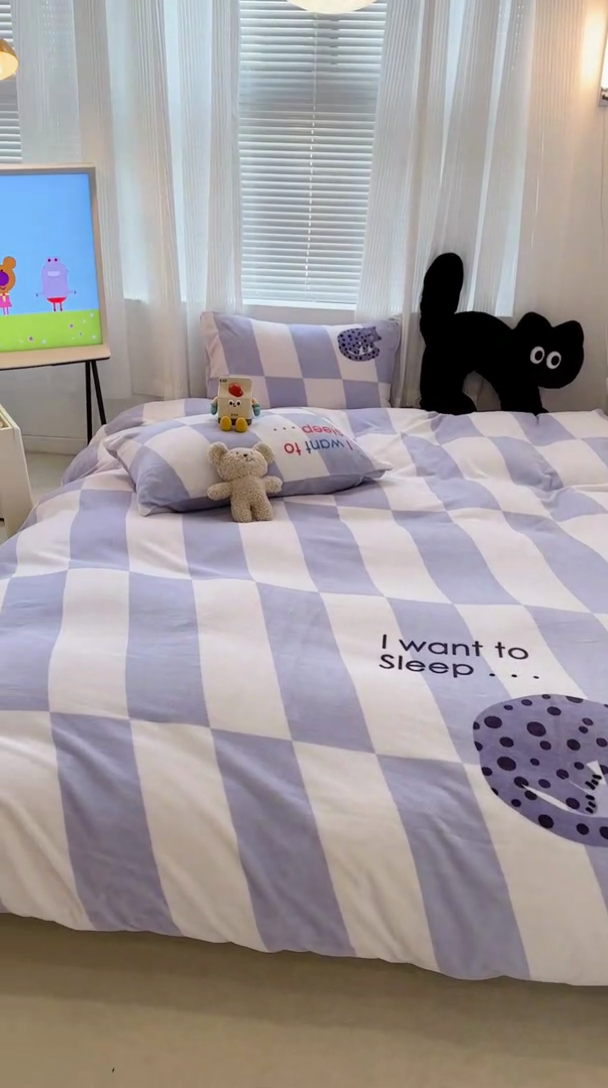 91家纺网 家纺一手货源 找家纺 昔可家纺 2023新款大版数码印花保暖牛奶绒四件套 紫格斑点猫