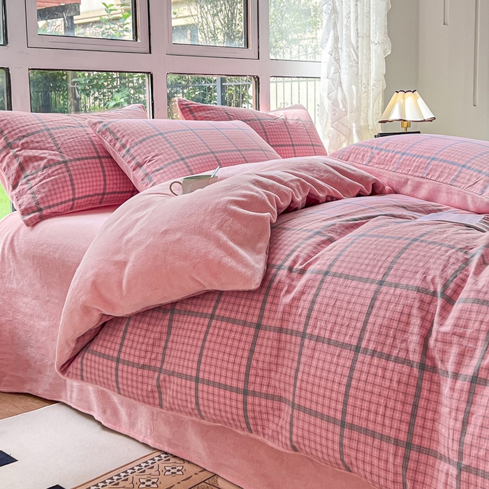 91家纺网 家纺一手货源 找家纺 柠萌家居 2023新款全棉色织水洗棉加牛奶绒四件套全棉拼牛奶绒 棉+绒-瓦尔粉