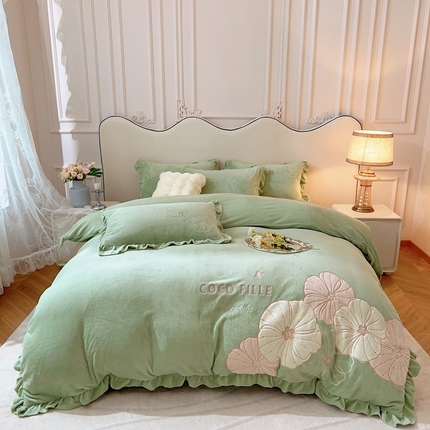 91家纺网 家纺一手货源 找家纺 （总）卡初 2023新款高克重亲肤牛奶绒四件套