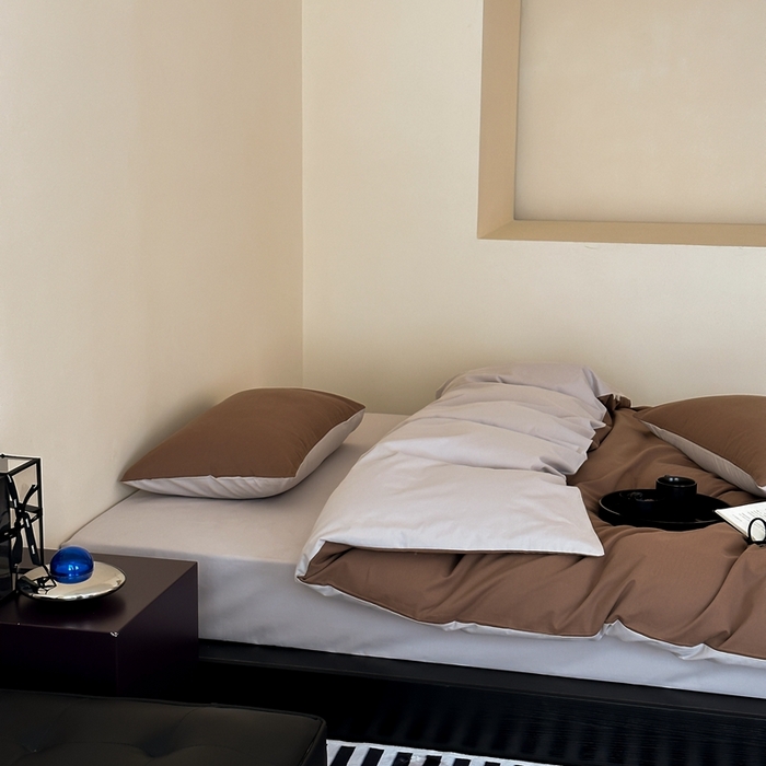 91家纺网 家纺一手货源 找家纺 时光里 2023北欧风简约纯色双拼60s加厚磨毛全棉四件套 深咖拼大麦灰