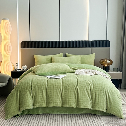 91家纺网 家纺一手货源 找家纺 （总）铠畅家纺 2023爆款A类230g立体雕花牛奶绒四件套