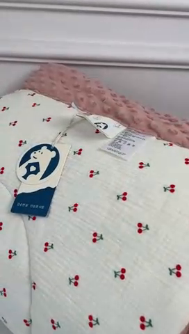 91家纺网 家纺一手货源 找家纺 源启生活 2023新款全棉皱皱纱手包边豆豆被 小樱桃