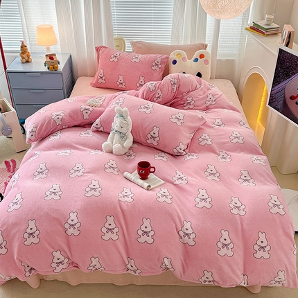 昔可家纺  2023新款高克重印花牛奶绒卡通系列四件套 多巴胺兔兔