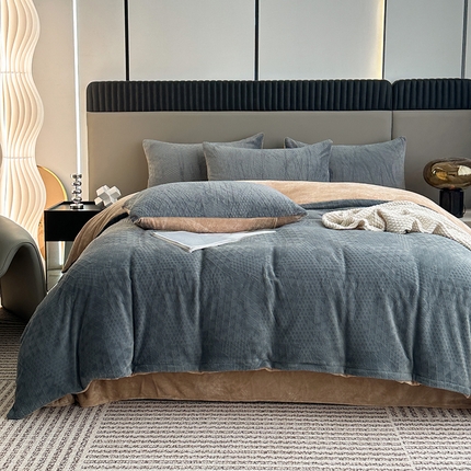 铠畅家纺 2023爆款A类230g立体雕花牛奶绒四件套 七巧板高级灰