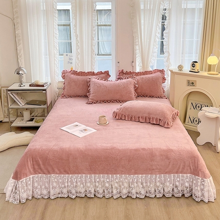 宜凡 2023新款烂花牛奶绒床盖三件套 山茶安妮-豆沙粉