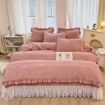 91家纺网 家纺一手货源 找家纺 （总）宜凡 2023新款烂花牛奶绒床盖四件套