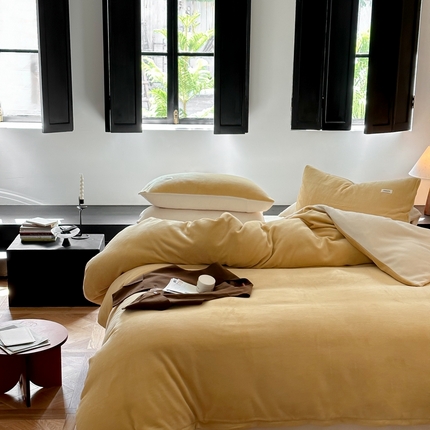 时光里 2023新款双拼牛奶绒四件套 沙漠黄拼奶白