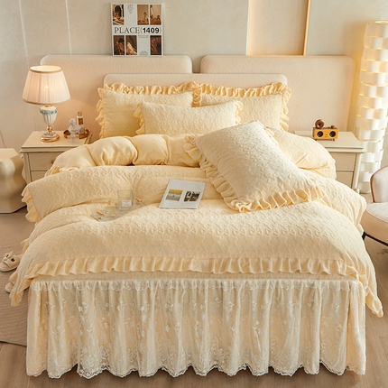 91家纺网 家纺一手货源 找家纺 （总）宜凡 2023新款烂花牛奶绒床裙四件套