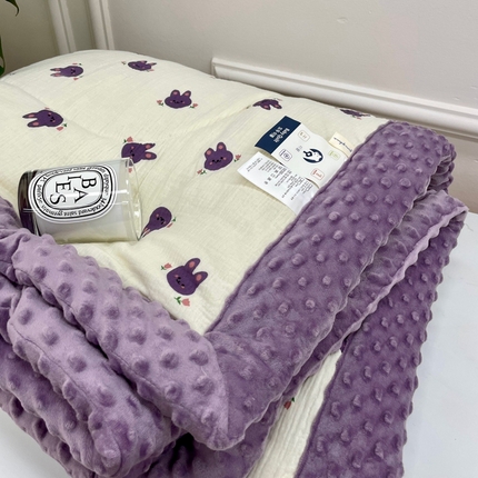 91家纺网 家纺一手货源 找家纺 （总）源启生活 2023新款全棉皱皱纱手包边豆豆被