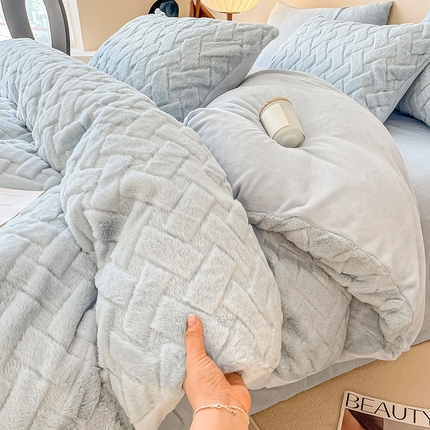 91家纺网 家纺一手货源 找家纺 （总）蓝邻家纺 2023年新款高克重兔毛绒四件套系列第二批