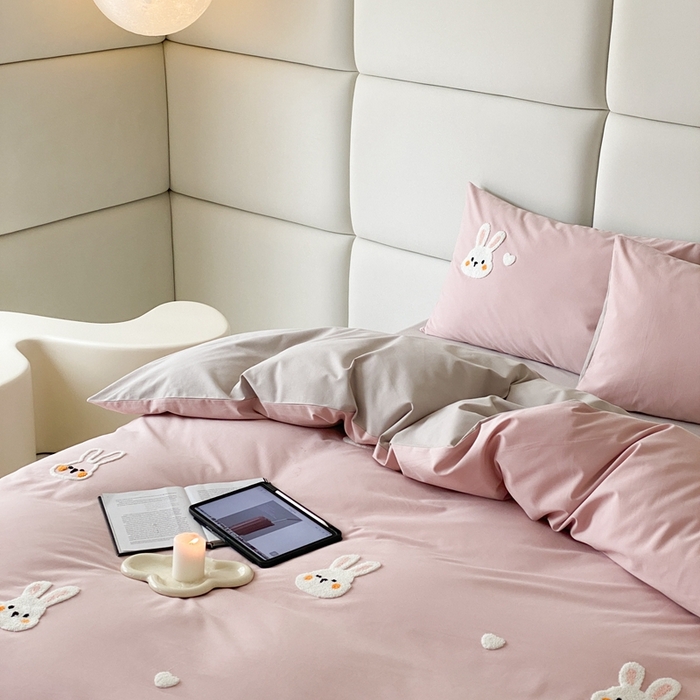 91家纺网 家纺一手货源 找家纺 时光里 2023INS风软萌可爱60s加厚磨毛刺绣款全棉四件套 可爱兔