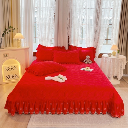 91家纺网 家纺一手货源 找家纺 宜凡2023新款婴儿绒全夹棉床盖三件套 喜庆红