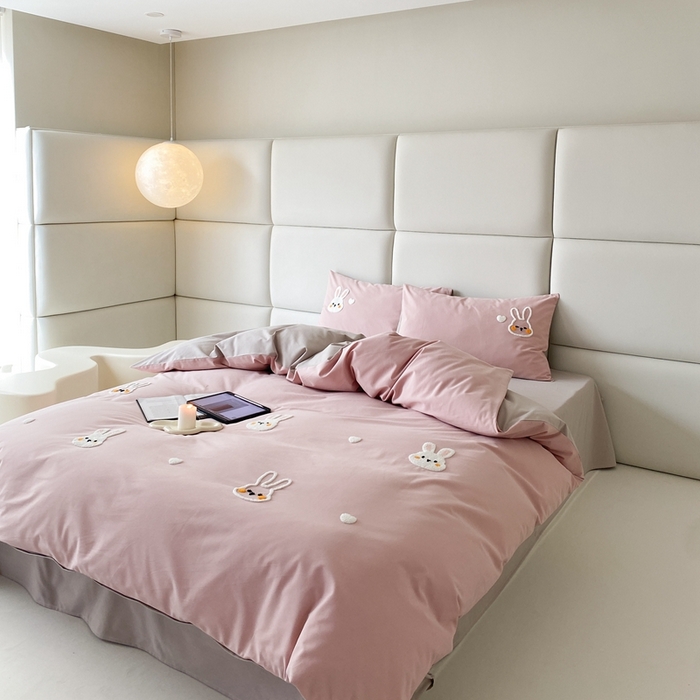 91家纺网 家纺一手货源 找家纺 时光里 2023INS风软萌可爱60s加厚磨毛刺绣款全棉四件套 可爱兔