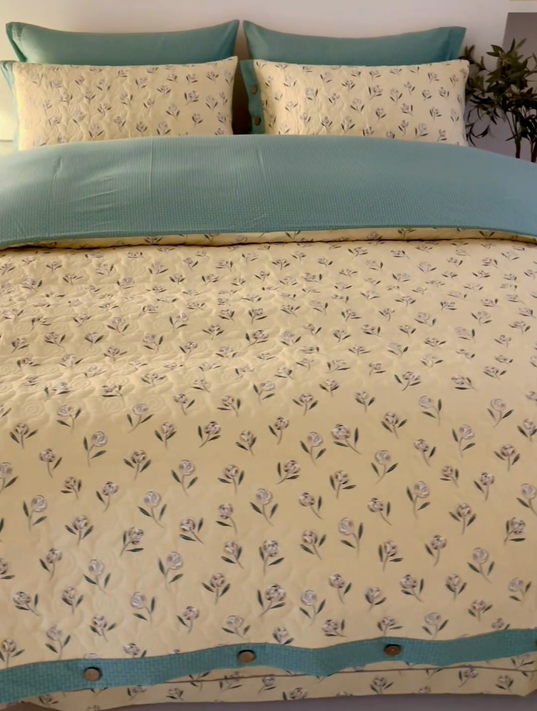 91家纺网 家纺一手货源 找家纺 优乐家纺 2025新款纯棉斜纹床盖款单层被套四件套 清风摇曳