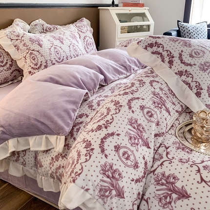 潘朵拉 2023新款高克重法式花边着色雕花牛奶绒四件套 法式浪漫紫