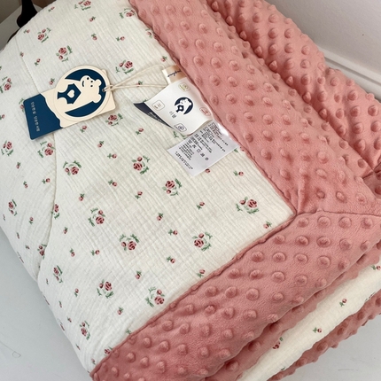 91家纺网 家纺一手货源 找家纺 （总）源启生活 2023新款全棉皱皱纱手包边豆豆被