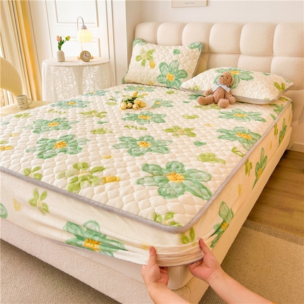 91家纺网 家纺一手货源 找家纺 （总）喜居 2023新款牛奶绒夹棉床笠印花款A类抗菌