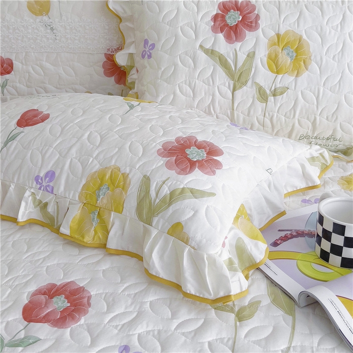 91家纺网 家纺一手货源 找家纺 十个点 2024新款印花夹棉蕾丝四件套 素锦